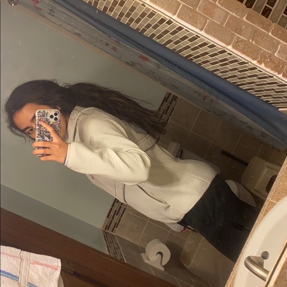 Nike Jacket - Picture 4 of 5